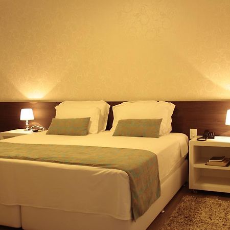 Hz Hotel Patos de Minas Kültér fotó