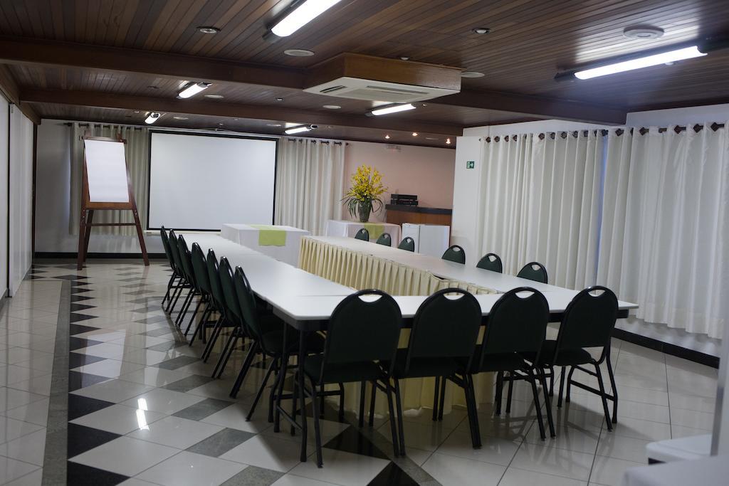 Hz Hotel Patos de Minas Kültér fotó